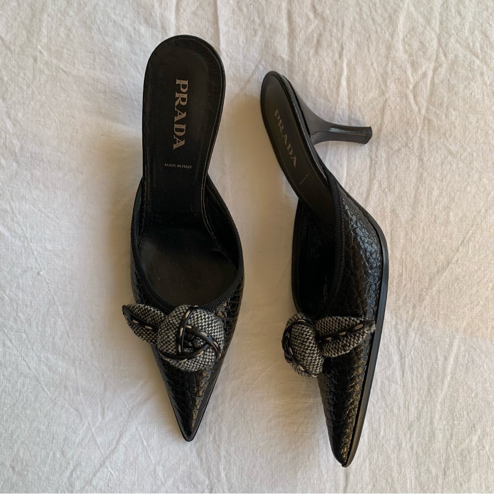 Vintage Prada Tweed Rosette Flower Pebbled Leather Pointy Toe Mules Kitten Heels - Picture 2 of 11
